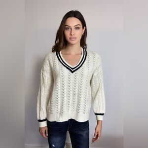 CREAM clothing - Preps Knit Pullover.  Pointelle Cream Sweater. Medium